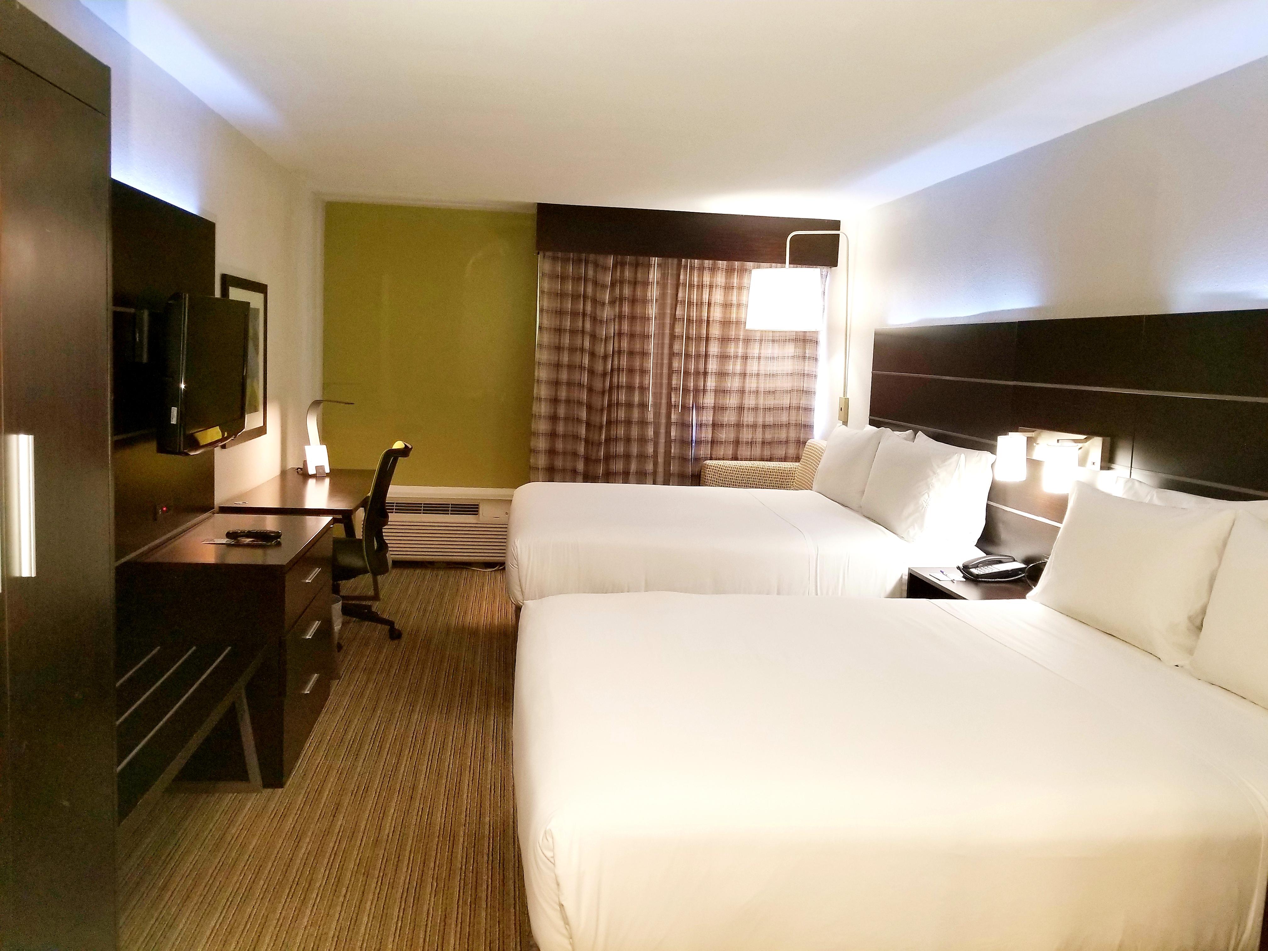 Holiday Inn Express Hotel & Suites Miami - Hialeah By Ihg Exterior photo